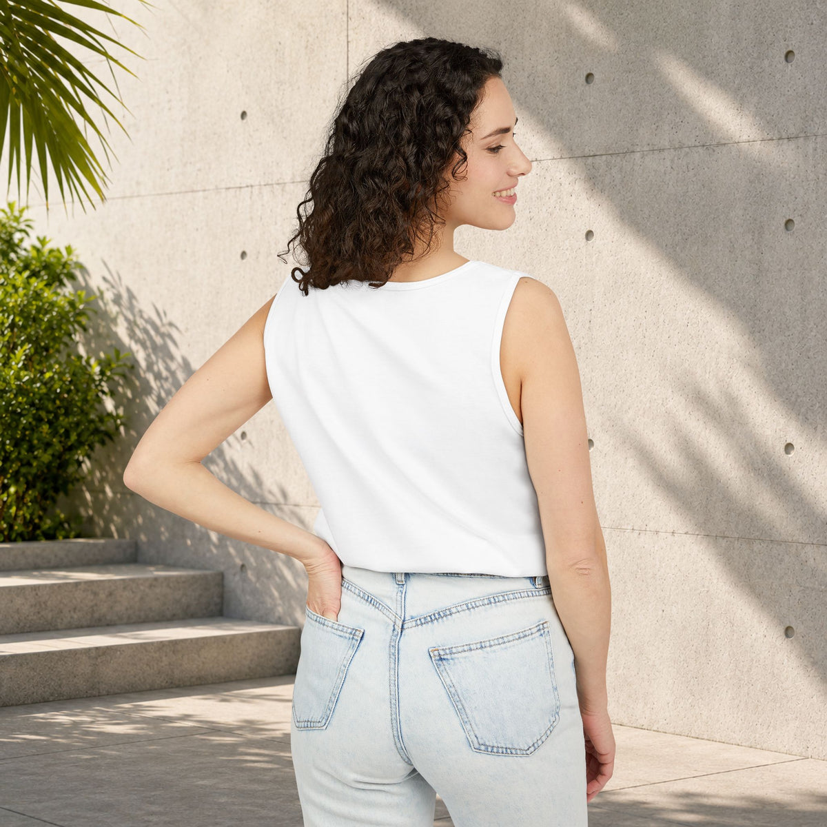 Chill Out Palm Beach Tank Top — Minimal Surf Circle Graphic